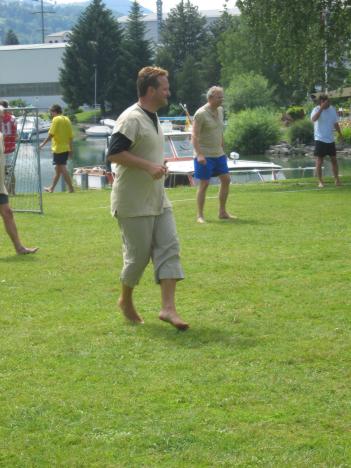 Fussball 046.jpg   38kb   26.03.2021 22:26:16